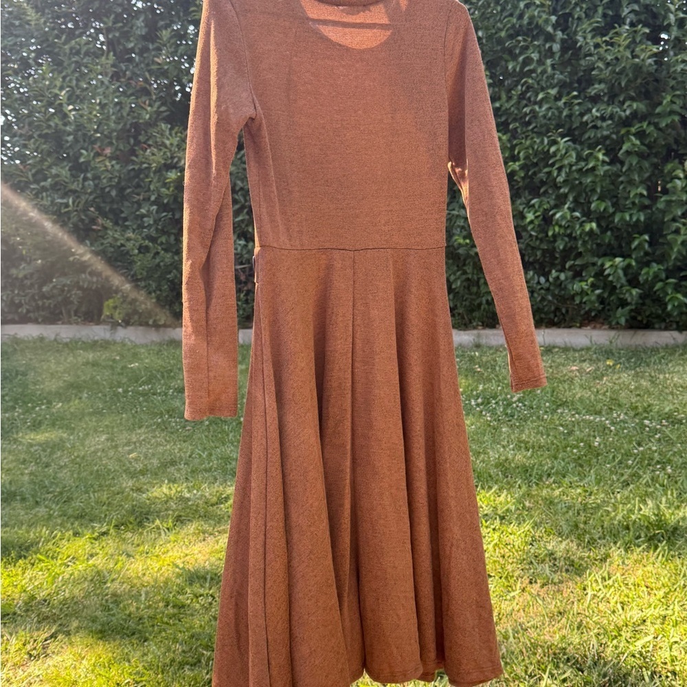 REB & J 220 Boutique Elegant Brown Long Sleeve Dress size Medium - Picture 5 of 10